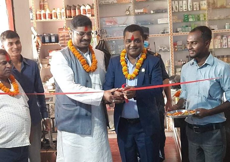 अर्थ मन्त्री साहद्वारा मधेशटप डटकमको कार्यलय उद्घाटन गरियो