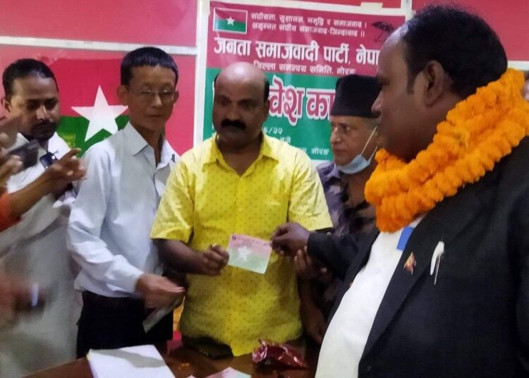 युवा समाजसेवि गणेशसाह सहित जसपा मा प्रवेश