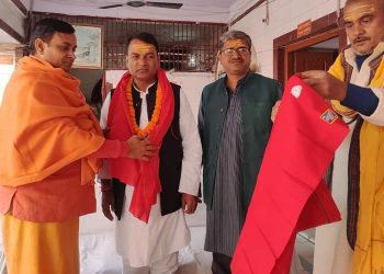 प्रदेश सांसद यादवलाई हरिहरनाथ मन्दिरमा सम्मान