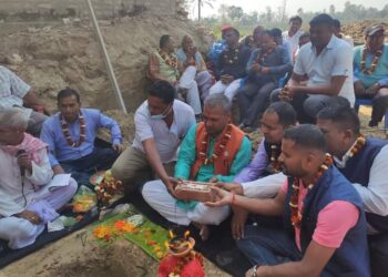 प्रदेश सांसद यादवद्वारा विधालय भवनको शिलान्यास