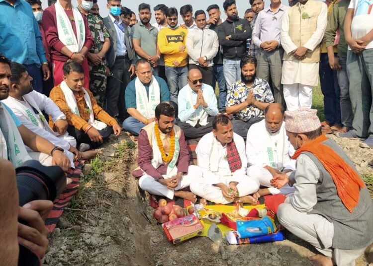 मुख्यमन्त्री राउत द्वारा मानव सेवा आश्रम भवनको शिलान्यास
