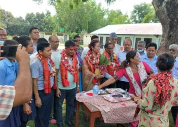 सुरुङ्गा नगरपालिकाका नवनिर्वाचित जनप्रतिनिधिहरूलाई बिधालय शिशुवारीद्वारा सम्मान