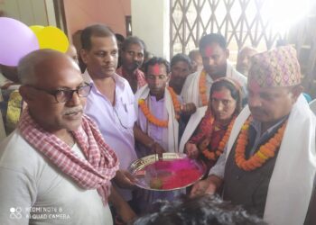 भगवानपुर गाउँपालिका वडा नम्बर २ का अध्यक्ष यादवले गरे पदभार ग्रहण
