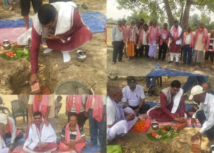 महोत्तरी: पूर्व मन्त्री कुश्वाहाले गरे सामुदायिक भवनकाे शिलान्यास