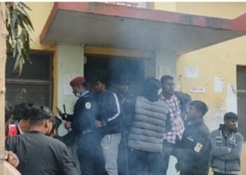 राराब क्यामपसका विद्यार्थीहरु आन्दोलित, क्याम्पसमा तोडफोड