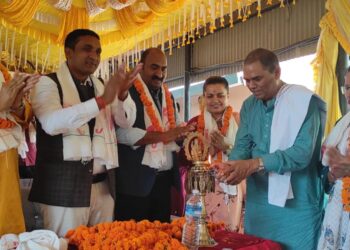 उपेन्द्र यादवद्वारा तौलिहवामा जिल्ला अधिवेशनको उदघाटन