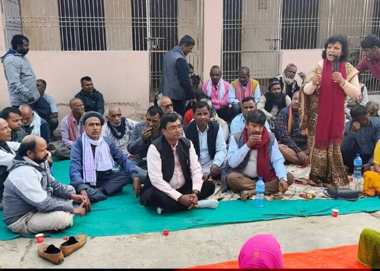 उपेन्द्र यादवको क्षेत्र सप्तरीमा चुनावी अभियान तीब्र, मतदानअघि विवेकपूर्ण निर्णय लिन जसपा नेतृ रेनु यादवको अपील