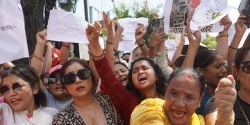 तीन वर्षीया गरिमा चौधरीको न्याय माग्दै काठमाडौंमा प्रदर्शन